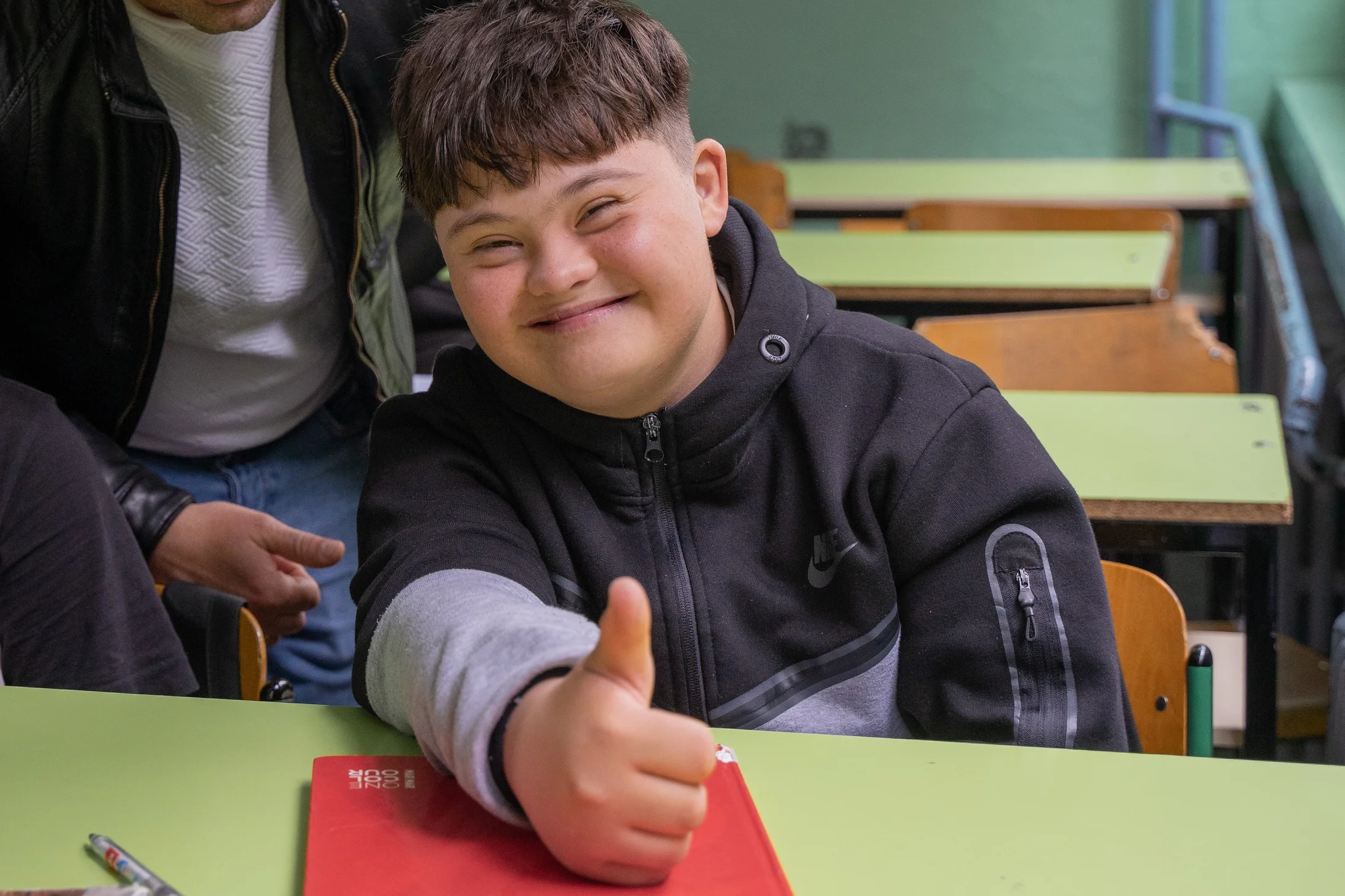 Projekte International_Daumen Hoch