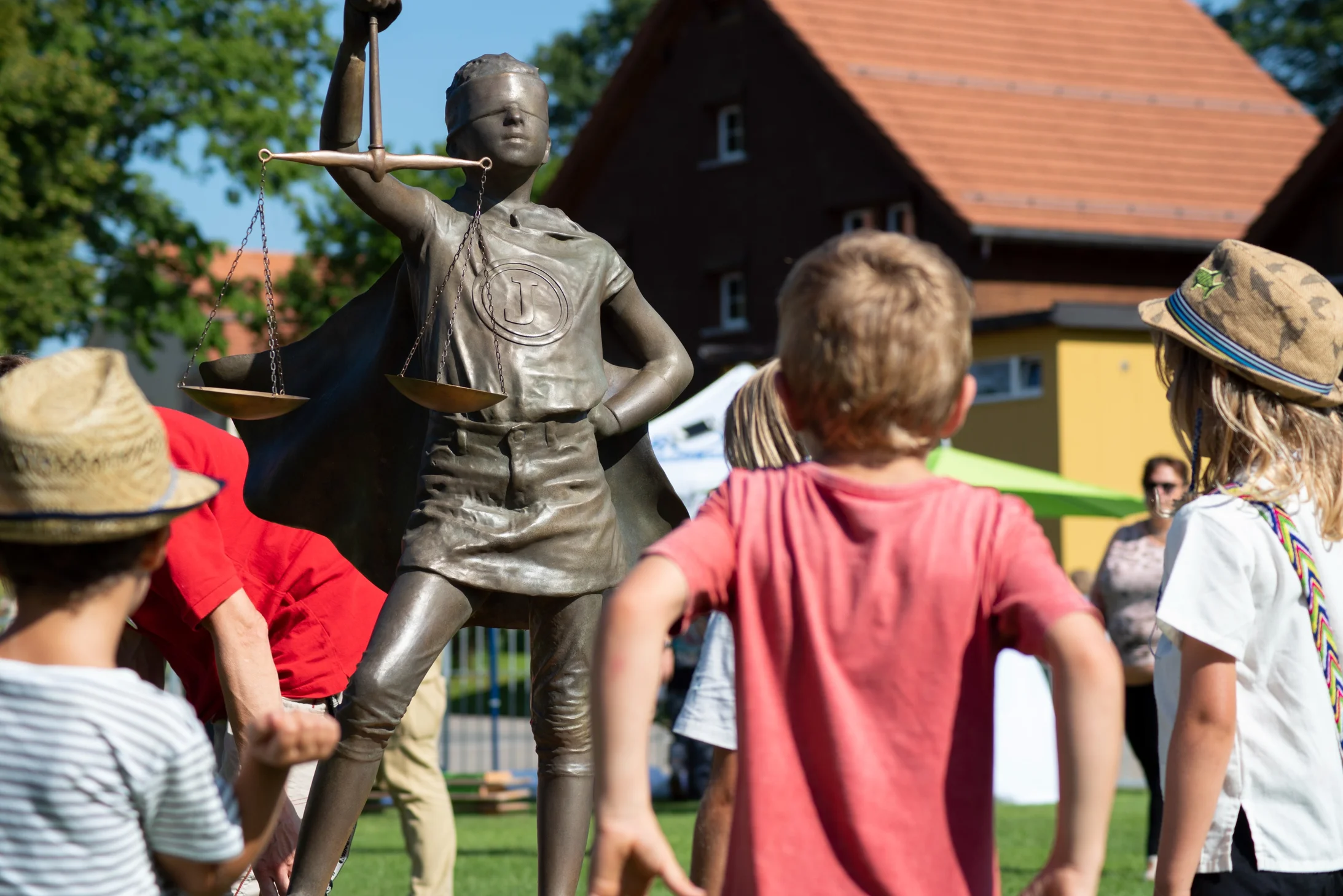 Tag der Kinderrechte Kinderdorf Pestalozzi Justizia