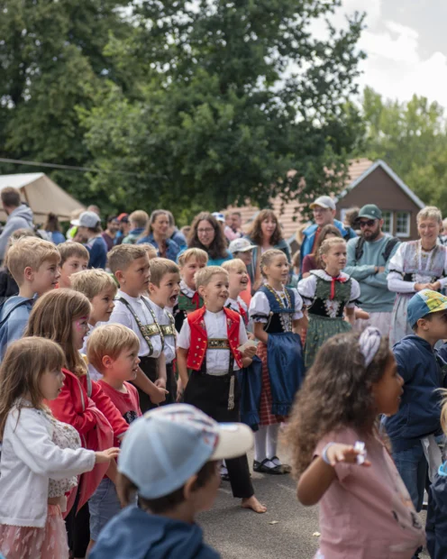 Sommerfest Kinderdorf Pestalozzi Papa Moll Buch 2026