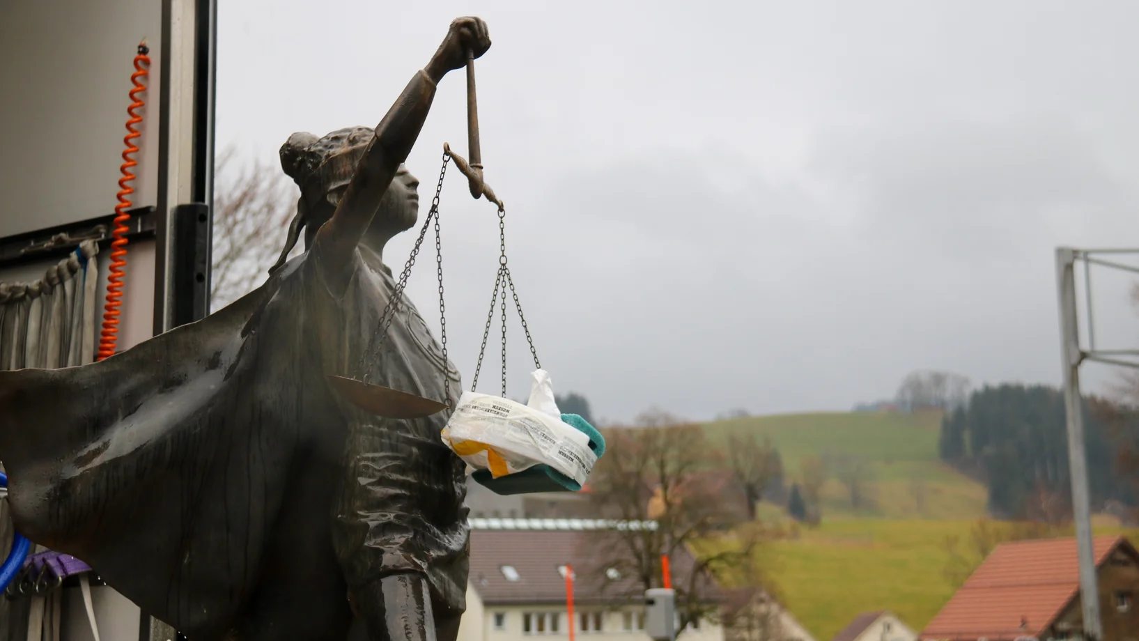 Kinder-Justizia auf Reisen